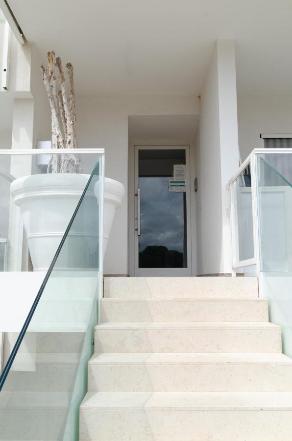 Апартаменти Apulialux Polignano High Class / Jacuzzi + Parking Поліньяно-а-Маре Екстер'єр фото