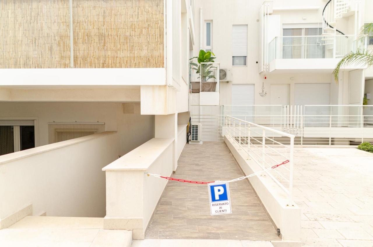 Апартаменти Apulialux Polignano High Class / Jacuzzi + Parking Поліньяно-а-Маре Екстер'єр фото